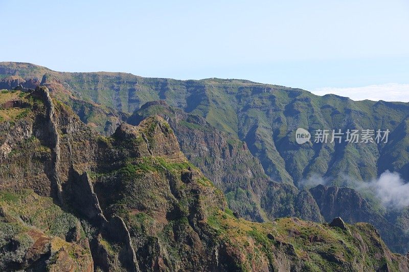 Pico do Areeiro 1818米山区-马德里